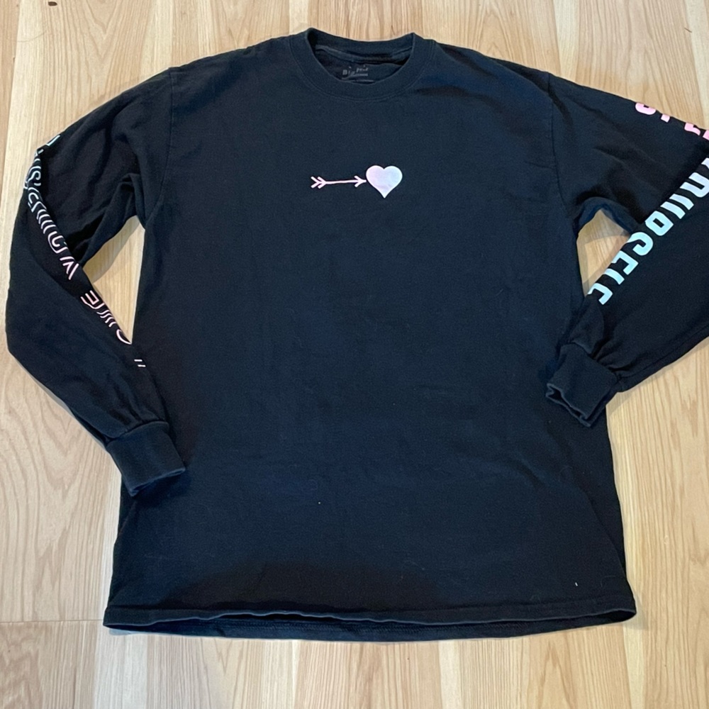 BTS Speak Yourself Tour Black Long Sleeve Shirt Size Medium - Picture 2 of 7